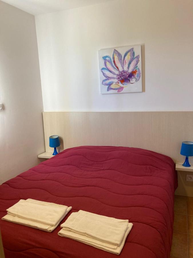 Punta Di Mare Aparthotel Linguizzetta Εξωτερικό φωτογραφία