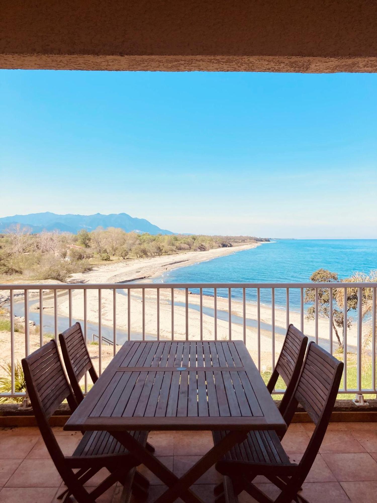 Punta Di Mare Aparthotel Linguizzetta Εξωτερικό φωτογραφία